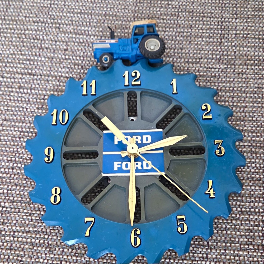 Ford Tractor Gear-Style Wall Clock Analog Battery Blue/Black WORKS!
